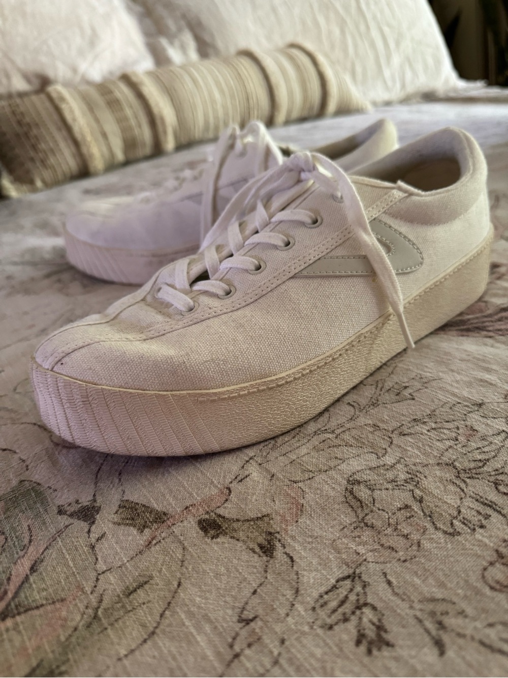 TRETORN Platform Canvas Lace-Up Sneakers - Cream